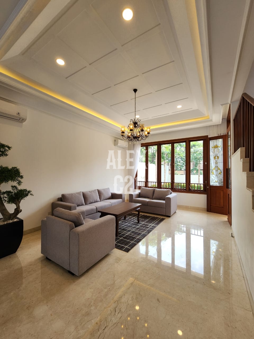 Dijual Rumah di Kemang Jakarta Selatan Brand New Luxury Tropical