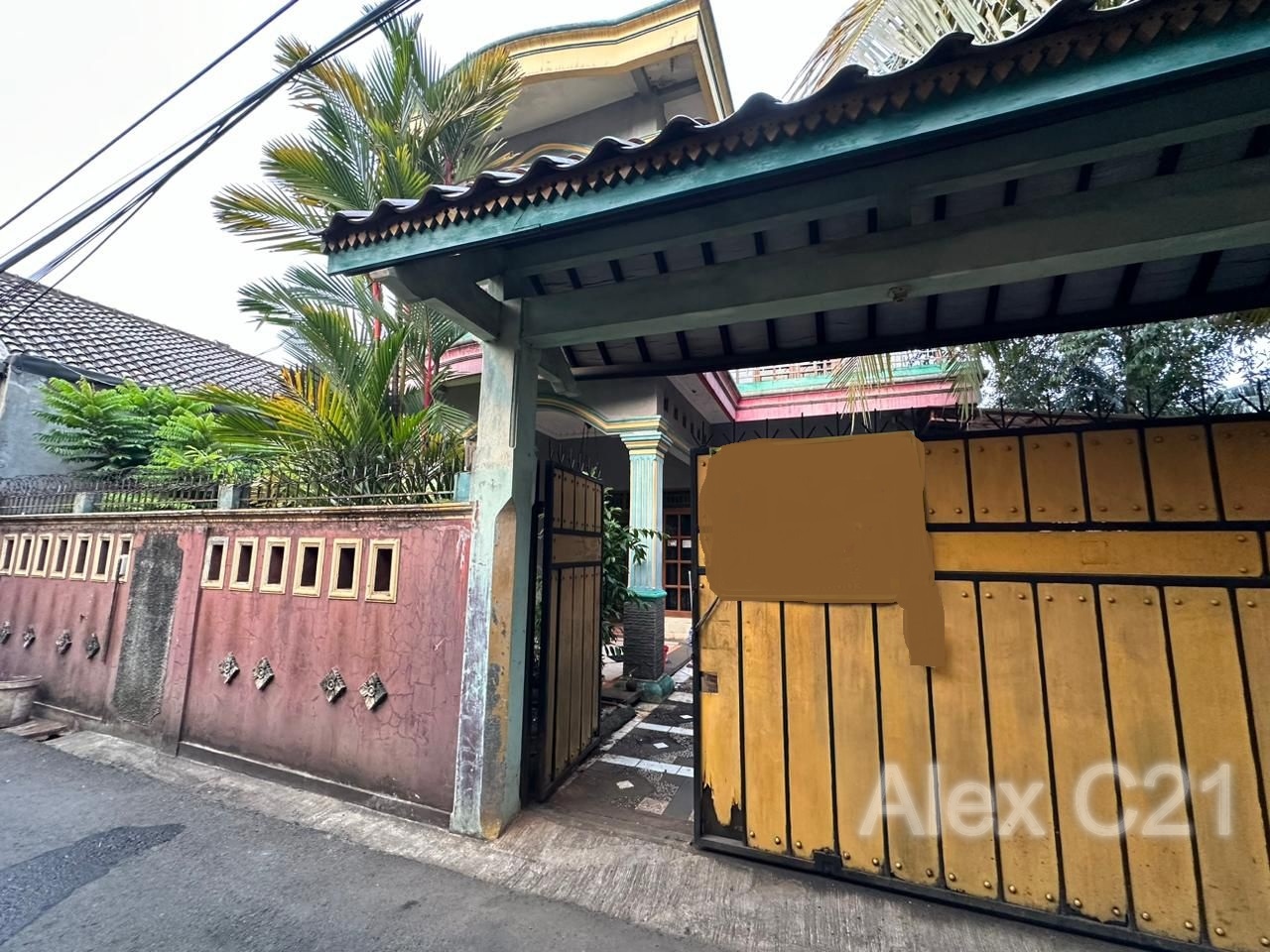 Dijual rumah 2 lantai siap huni, di daerah Cipedak