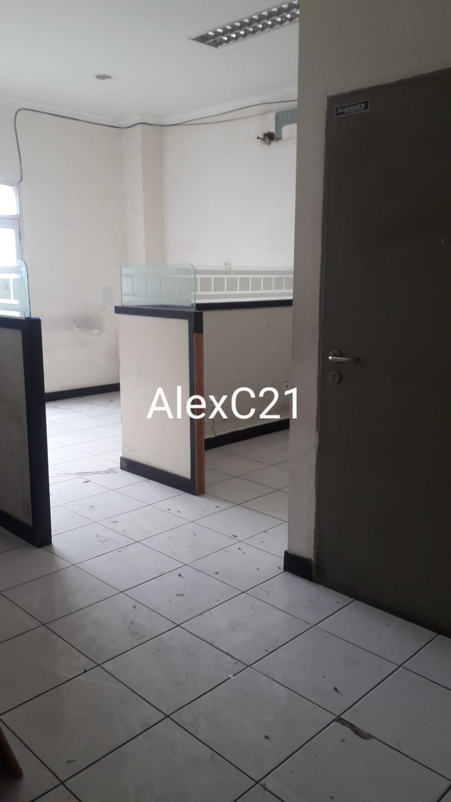 Dijual Ruko Bu gandeng 2 unit Ciputat, Pondok Pinang, Jaksel