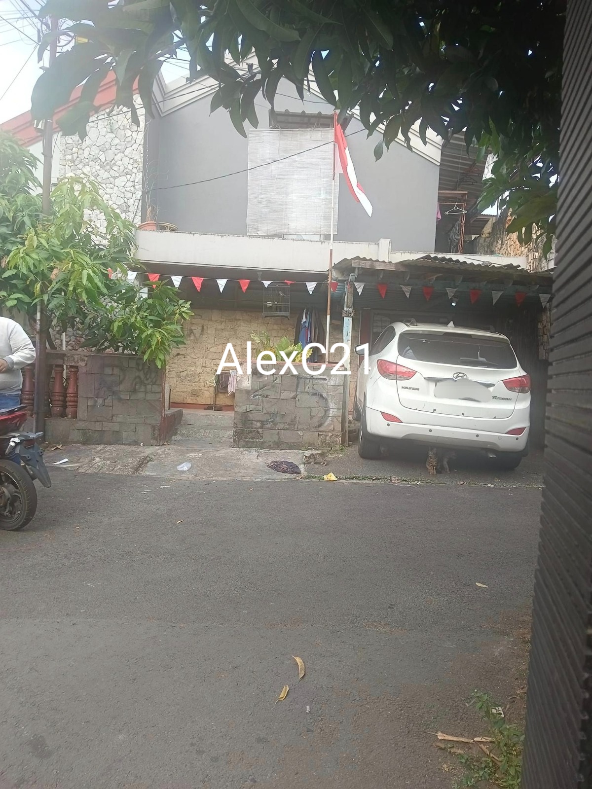 Dijual rumah lama lokasi Cilandak Barat, Cilandak, Jaksel