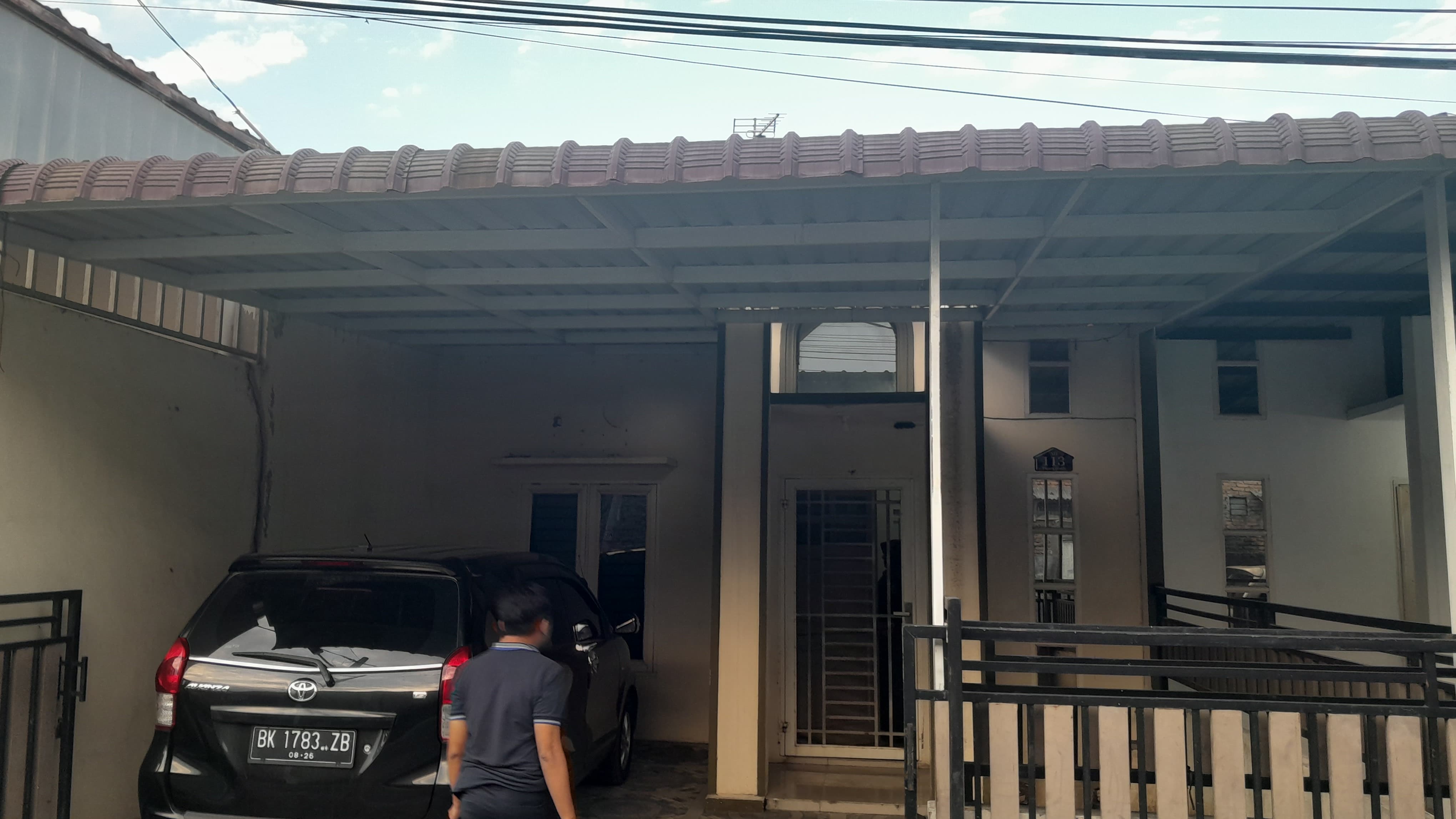 DISEWAKAN RUMAH