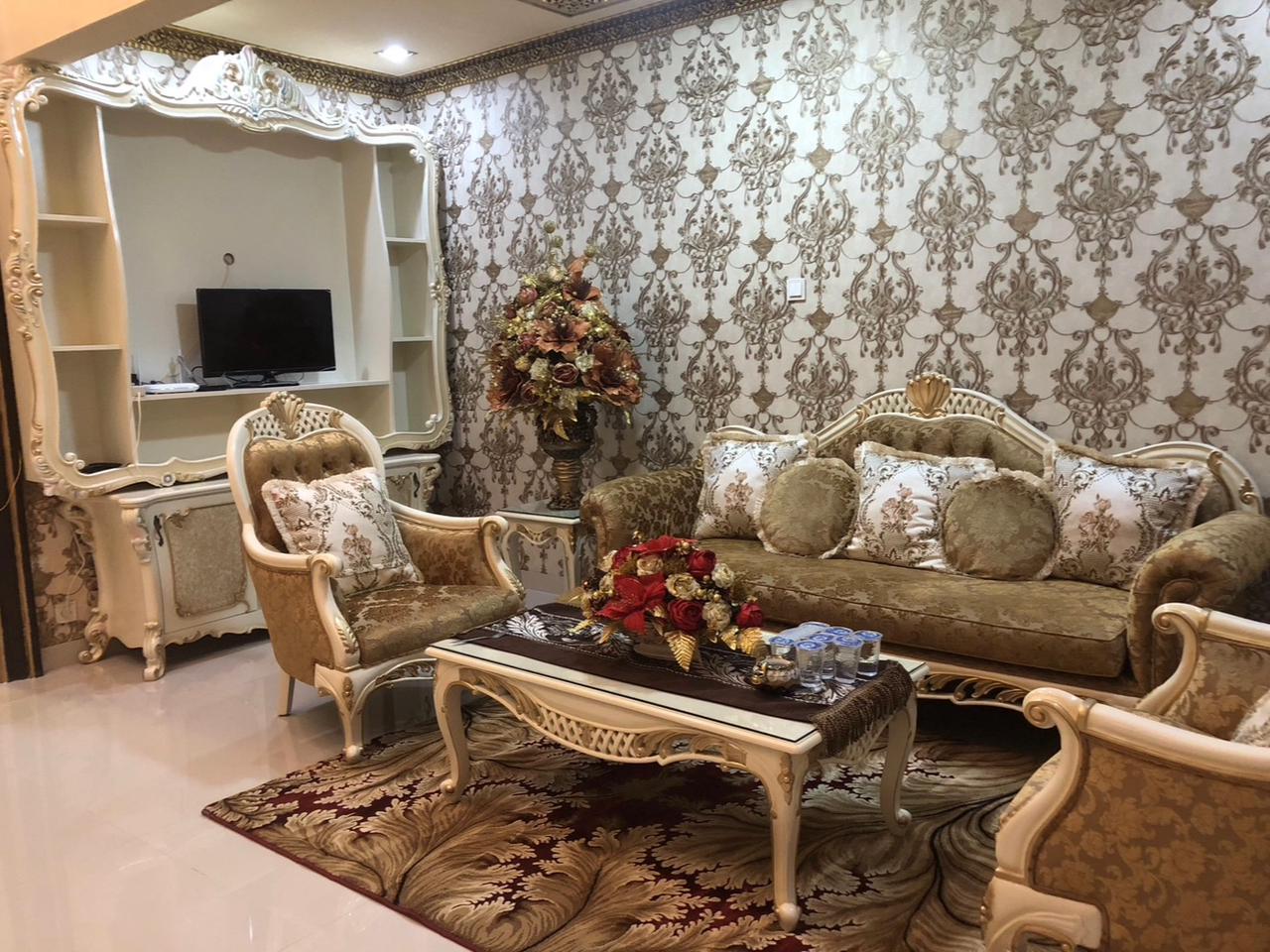 Dijual rumah super strategis di Pinus Regency full furnished