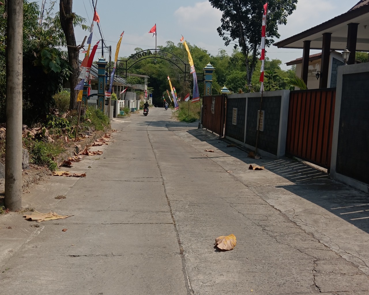 Tanah SHMP Lingkungan Perumahan Tinggal 1 Unit Dekat Exit Tol