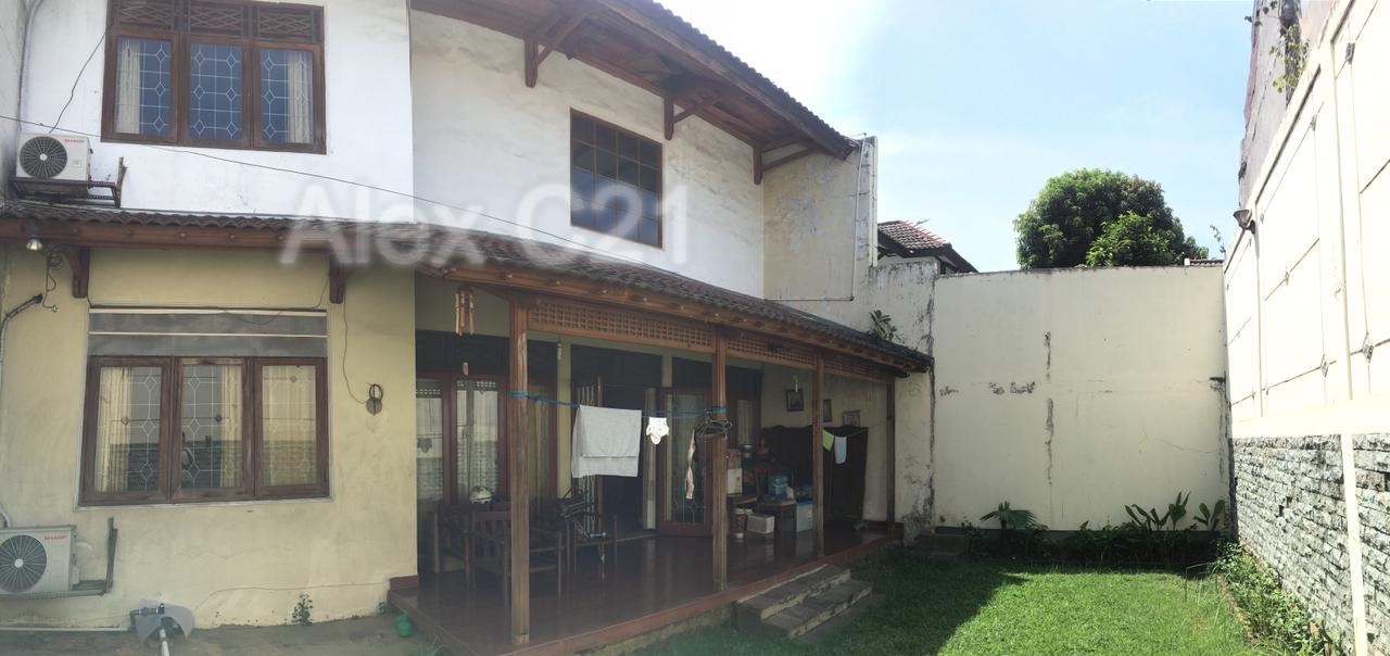 Dijual rumah lama di daerah Pejaten, Ragunan, Pasar Minggu