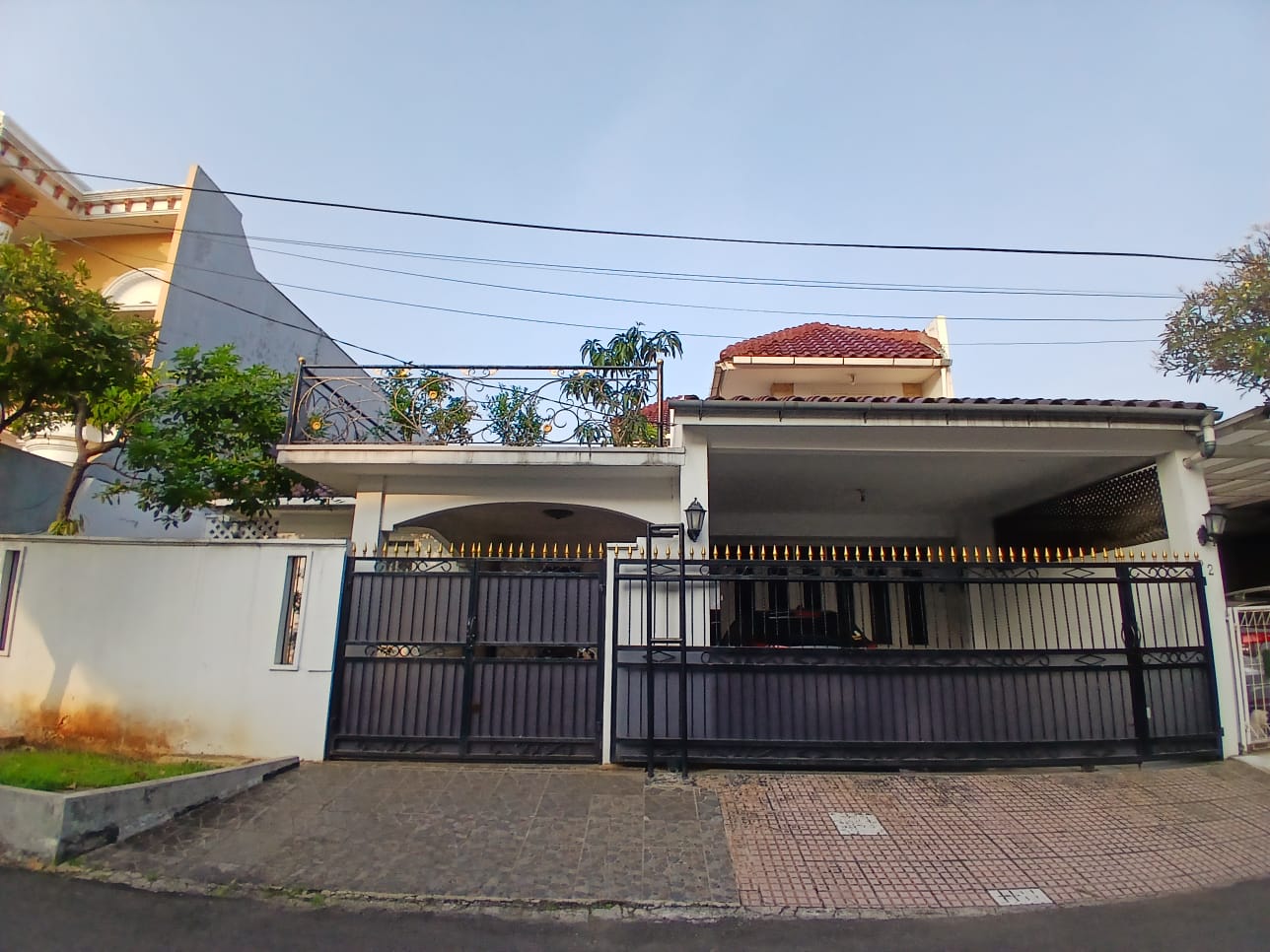 DIJUAL Rumah Full Furnished Siap Huni Komplek Tanjung Barat