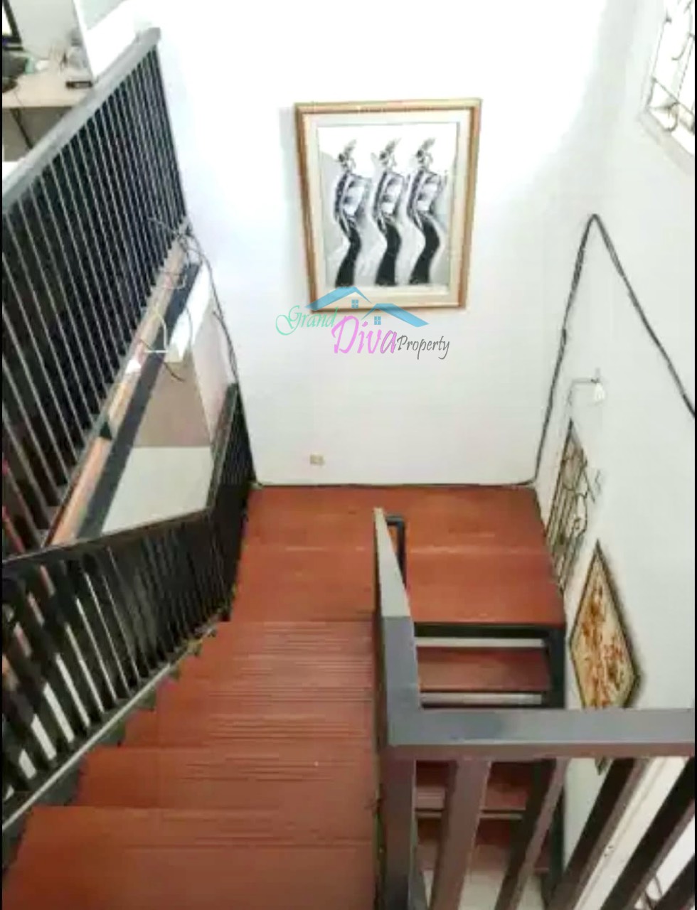 RUMAH KANTOR MODERN MINIMALIS HALF-FURNISHED DI BUKIT CIMANGGU