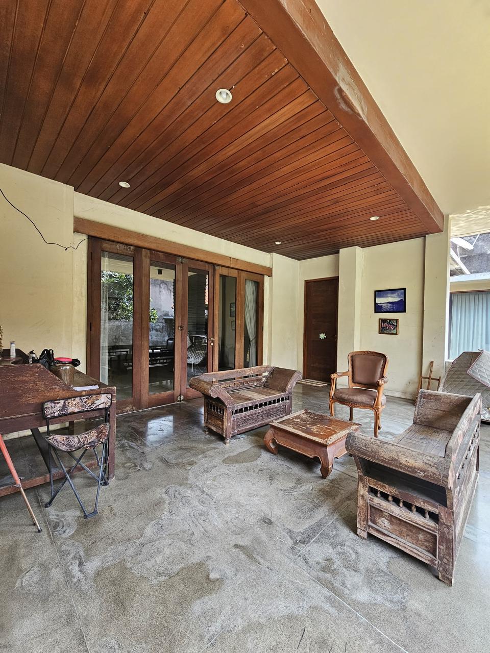 Dijual rumah mewah elit dengan swimming pool di Area Melawai