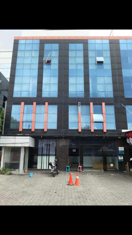 Dijual dan sewa ruko dengan lokasi strategis di Kebon Jeruk