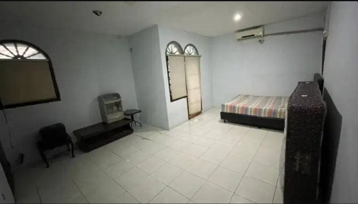 Dijual Rumah Murah Strategis dekat St. Kebayoran Lama, Jaksel