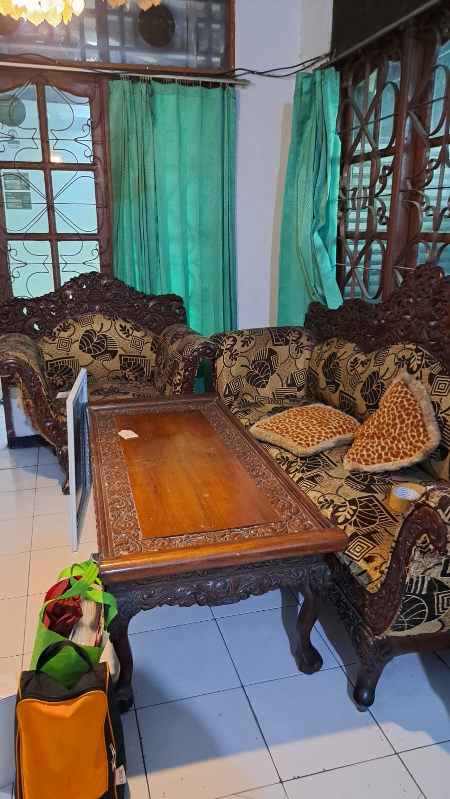 Di Jual Rumah 2 Lantai di Jalan Menteng Atas, Setiabudi, Jaksel
