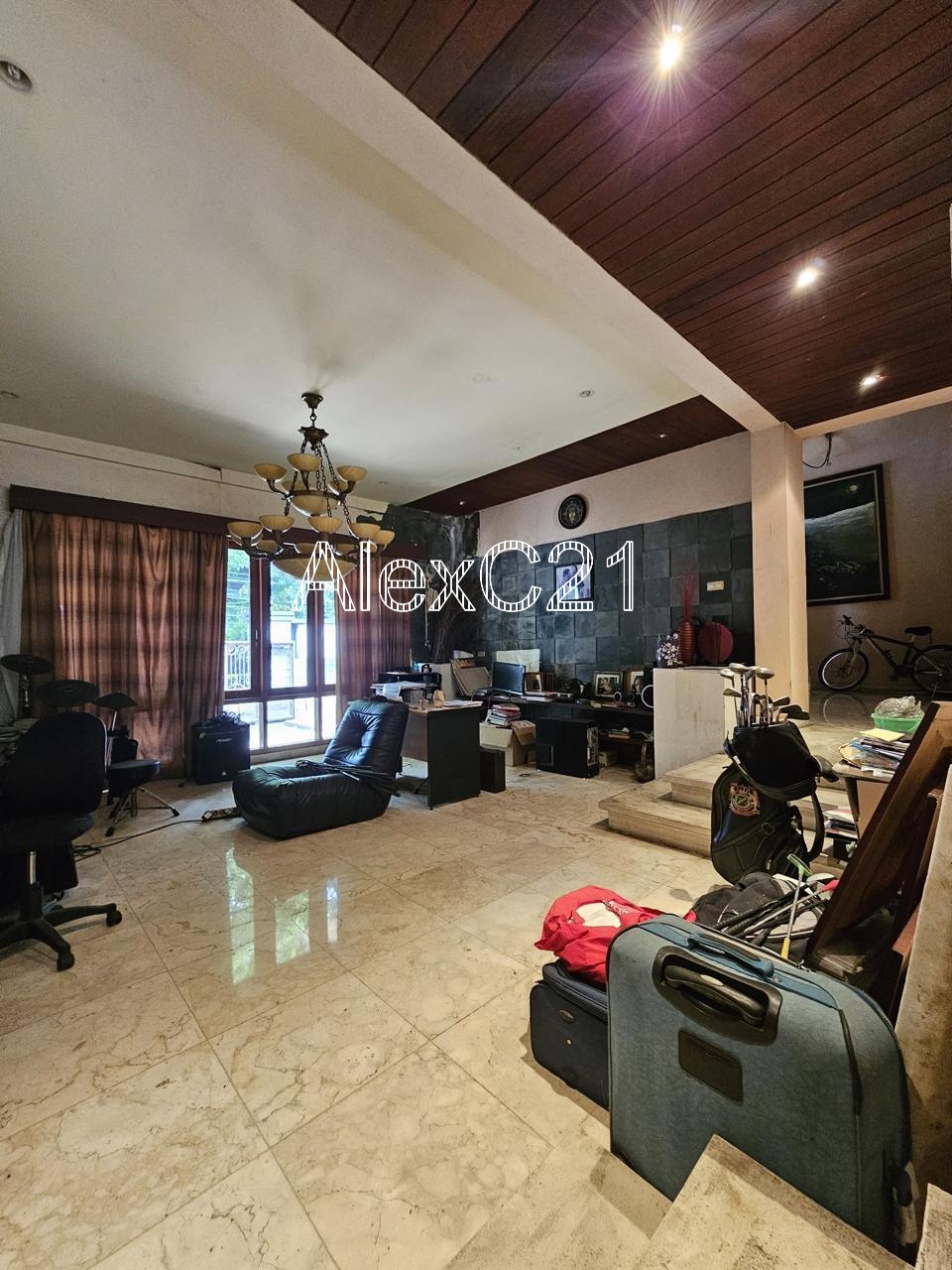 Dijual rumah mewah elit dengan swimming pool di Area Melawai