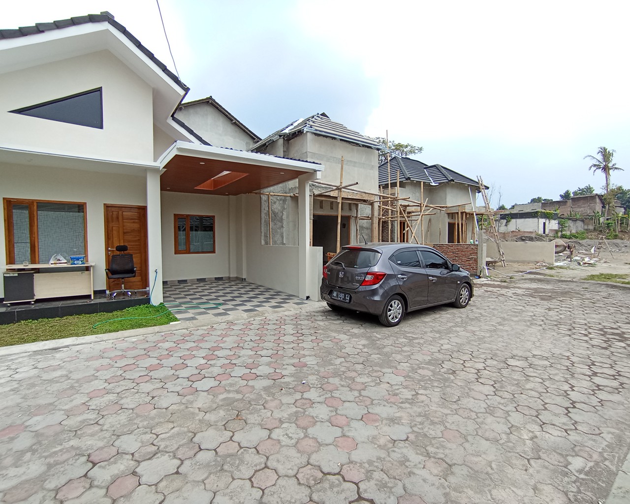 Rumah 2 Lantai Harga Murah 5 Menit Kampus UII Utara Ring Road