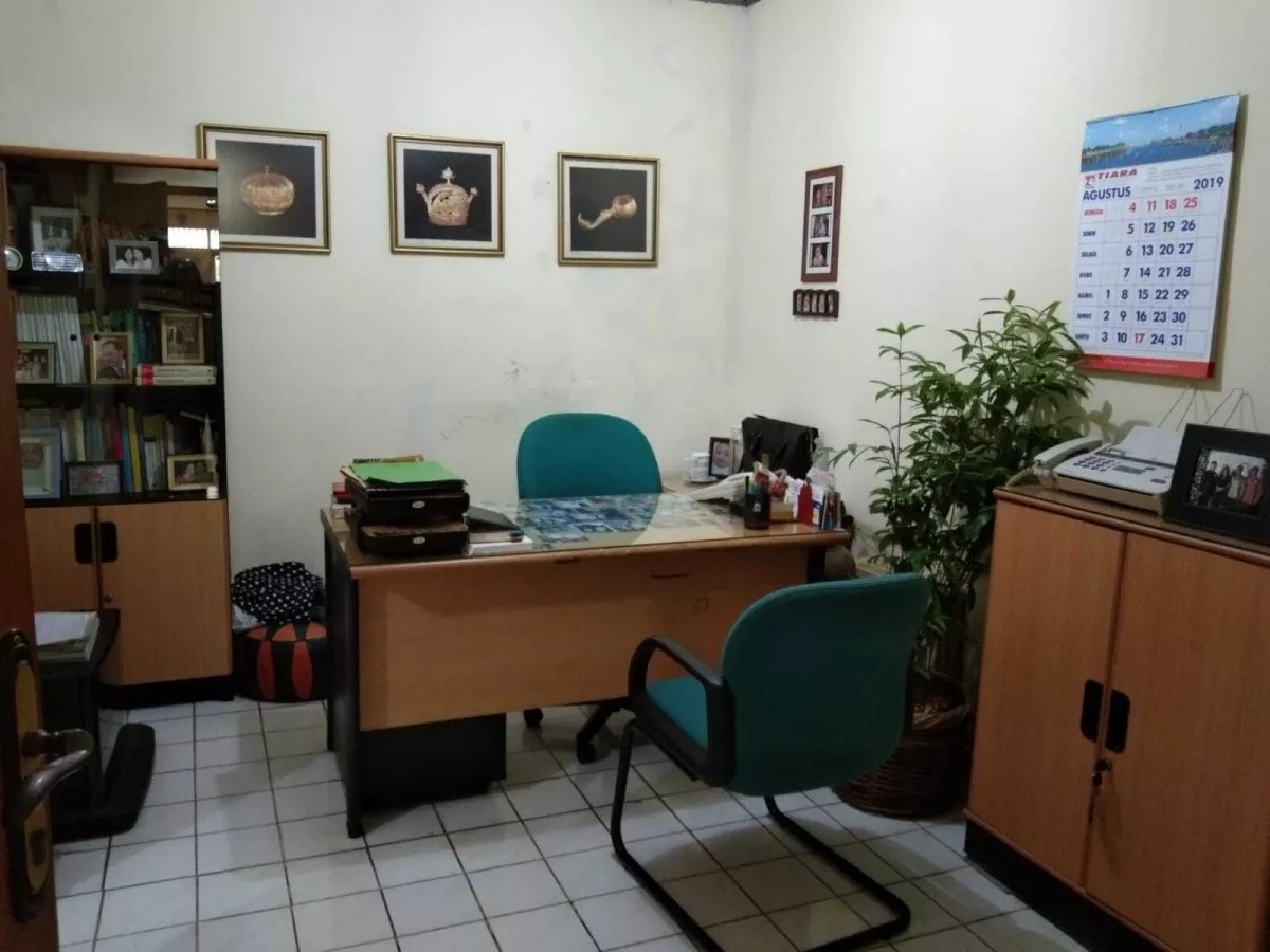 DIJUAL Rumah Klasik Pondok Indah Super Strategis, Kebayoran Lama