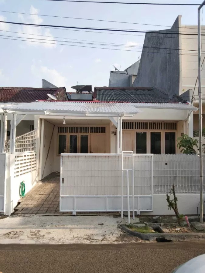 DIJUAL Rumah Klasik Pondok Indah Super Strategis, Kebayoran Lama