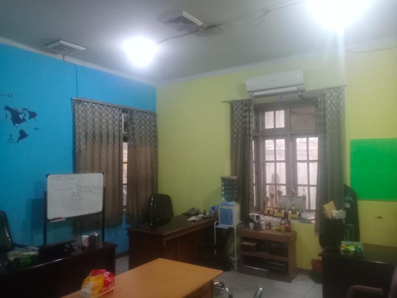 DIJUAL Rumah Cocok Buat Kantor, Pejaten Timur, Jakarta Selatan