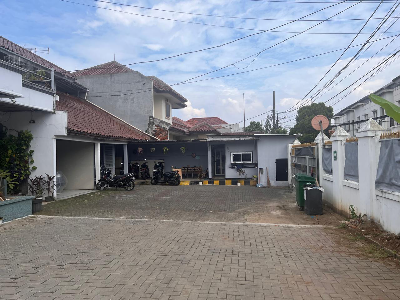 DIJUAL Rumah Cocok Buat Kantor, Pejaten Timur, Jakarta Selatan