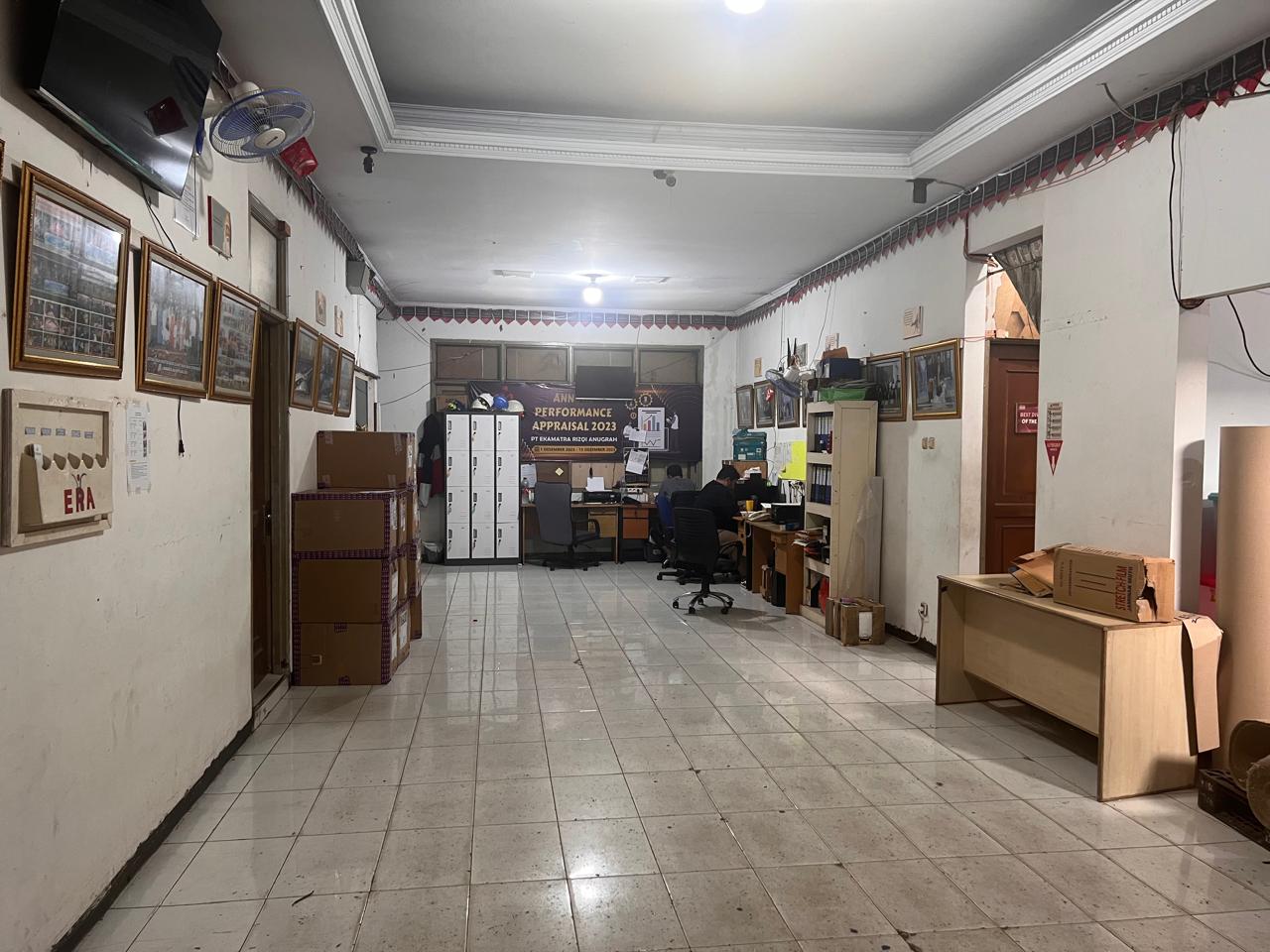 DIJUAL Rumah Cocok Buat Kantor, Pejaten Timur, Jakarta Selatan