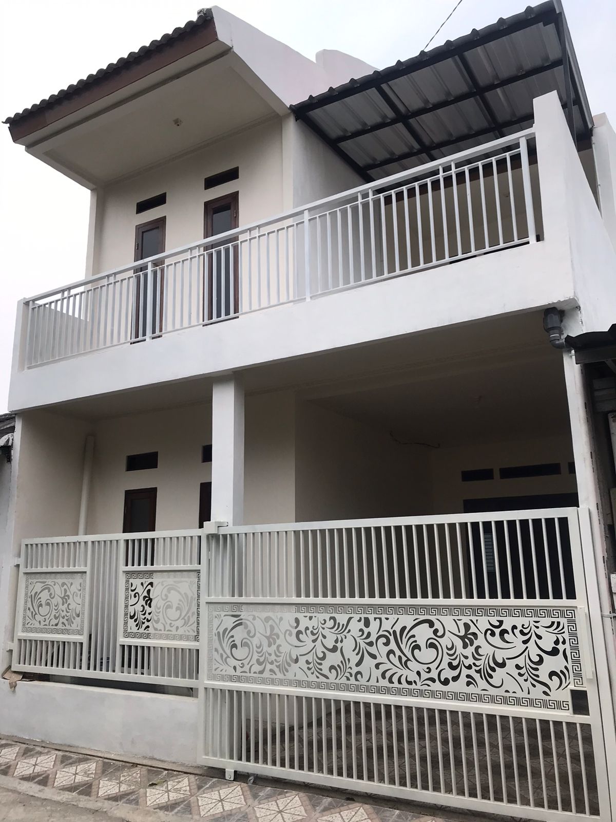 Di jual Rumah Cantik Baru 2 Lantai di Perumahan Alam Asri, Serua