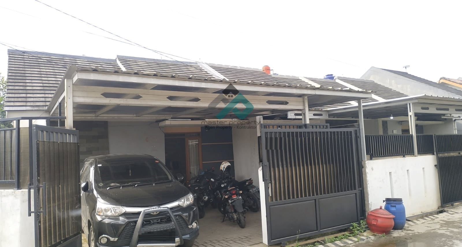 Dijual rumah minimalis strategis terawat di Cisaranten Kulon