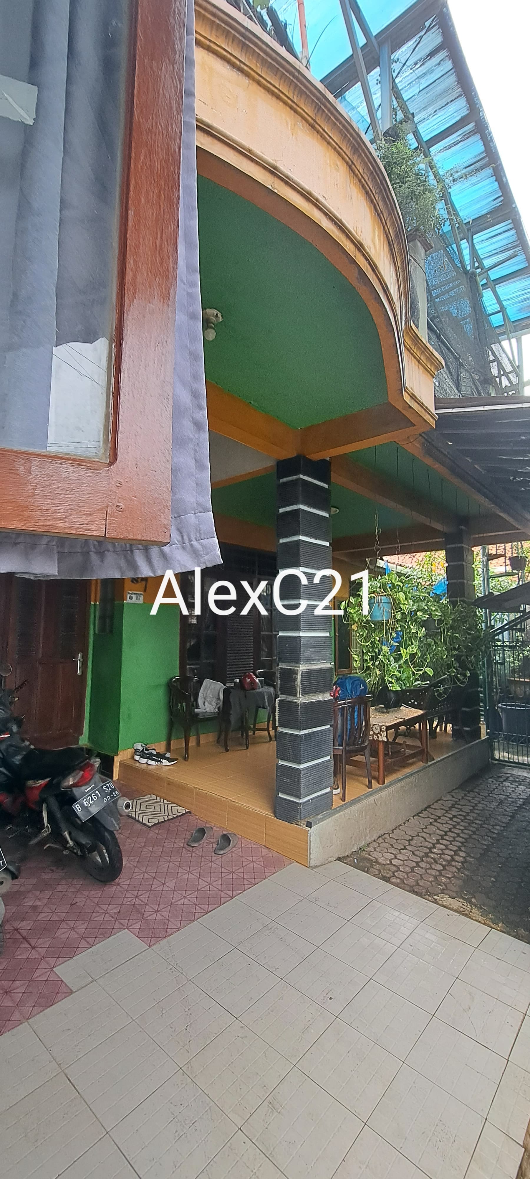 Dijual Rumah + 2 rumah Kontrakan dan Tanah di Jagakarsa, Jakarta