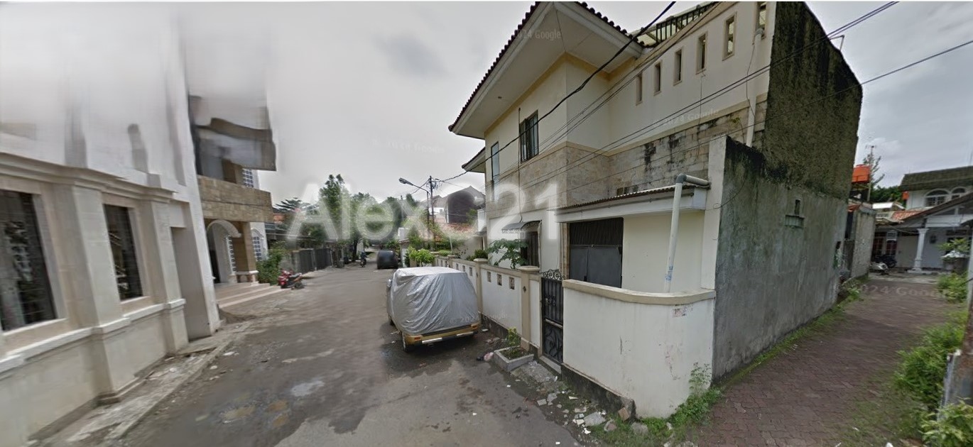 Dijual rumah cantik spesial 3 mata angin (2hook) di Cipete