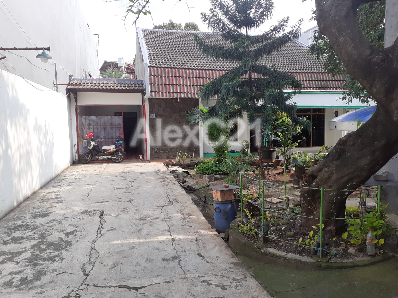 Dijual Tanah di Tanjung Barat, Pasar Minggu, Jakarta Selatan