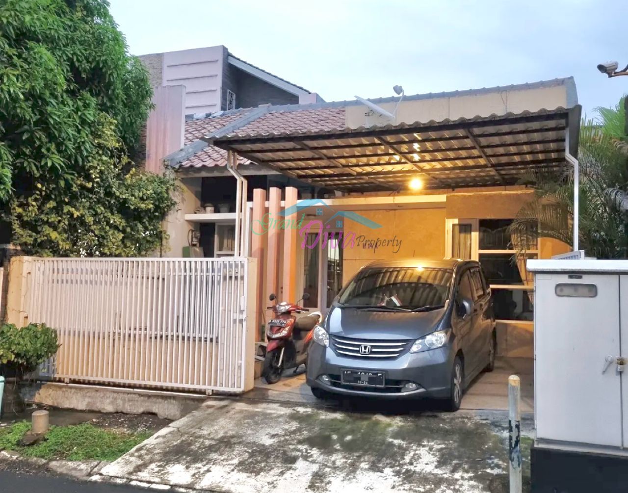 DI JUAL RUMAH BAGUS SEMI FURNISHED DI CLUSTER GARDENIA RESIDENCE