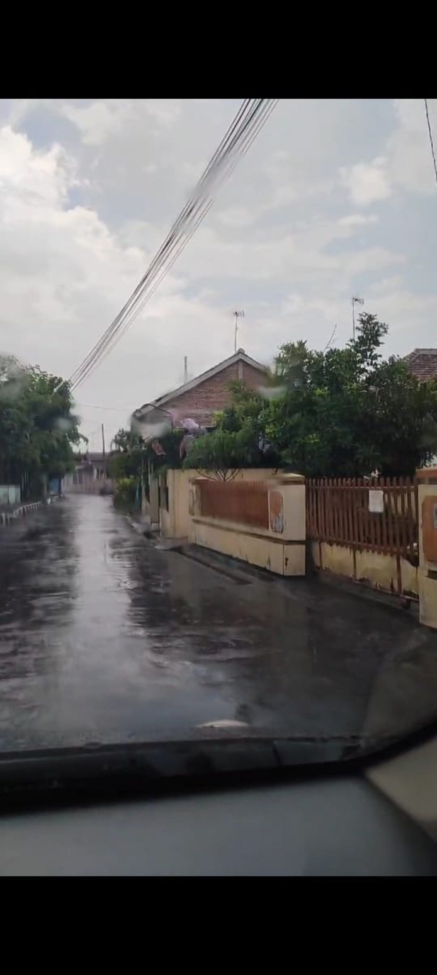 DIJUAL RUMAH LAMA SALIYAN PATI LOR JL. P. DIPONEGORO