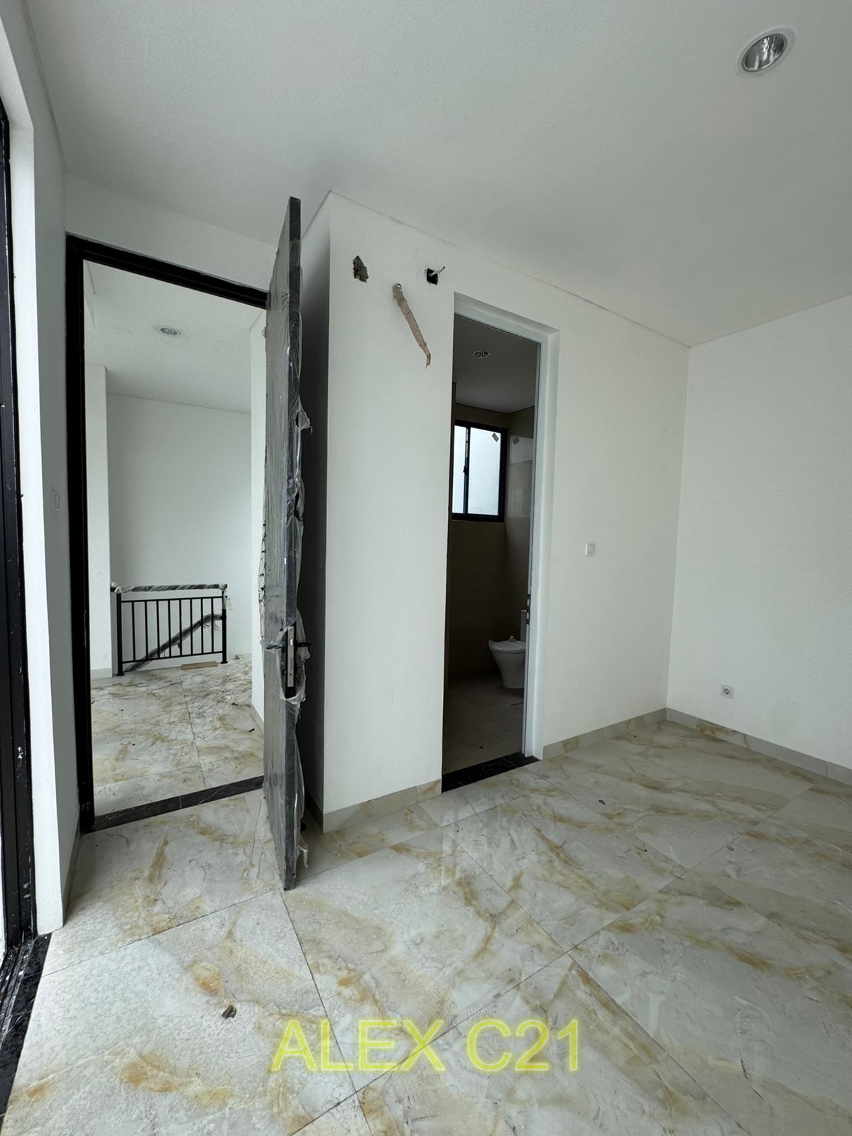 Dijual rumah di Anwa Residence Puri, Meruya Selatan, Kembangan