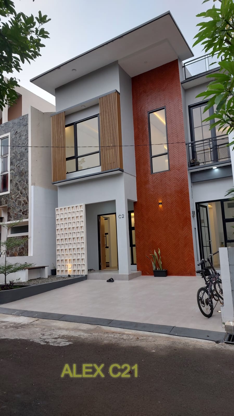 Dijual rumah 2 lantai cluster di Jagakarsa, Jakarta Selatan
