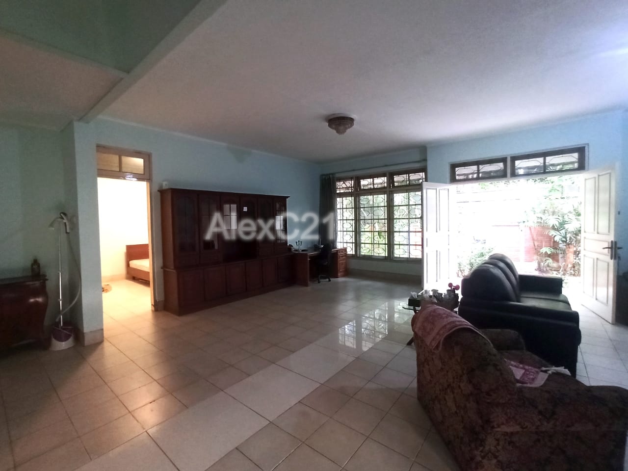 Dijual rumah Luas dengan Pool di Jl.bangka, Mampang Prapatan,