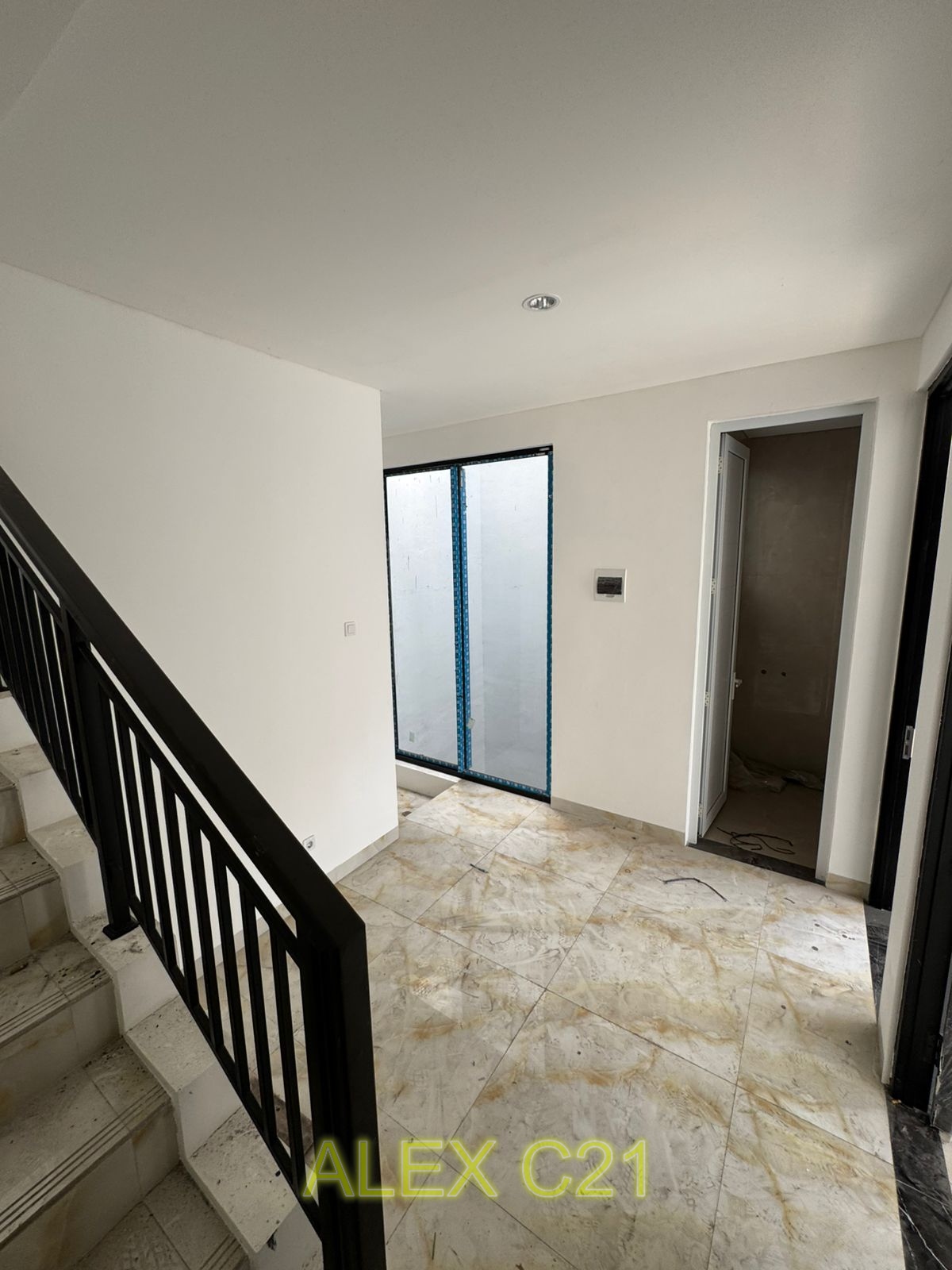 Dijual rumah di Anwa Residence Puri, Meruya Selatan, Kembangan