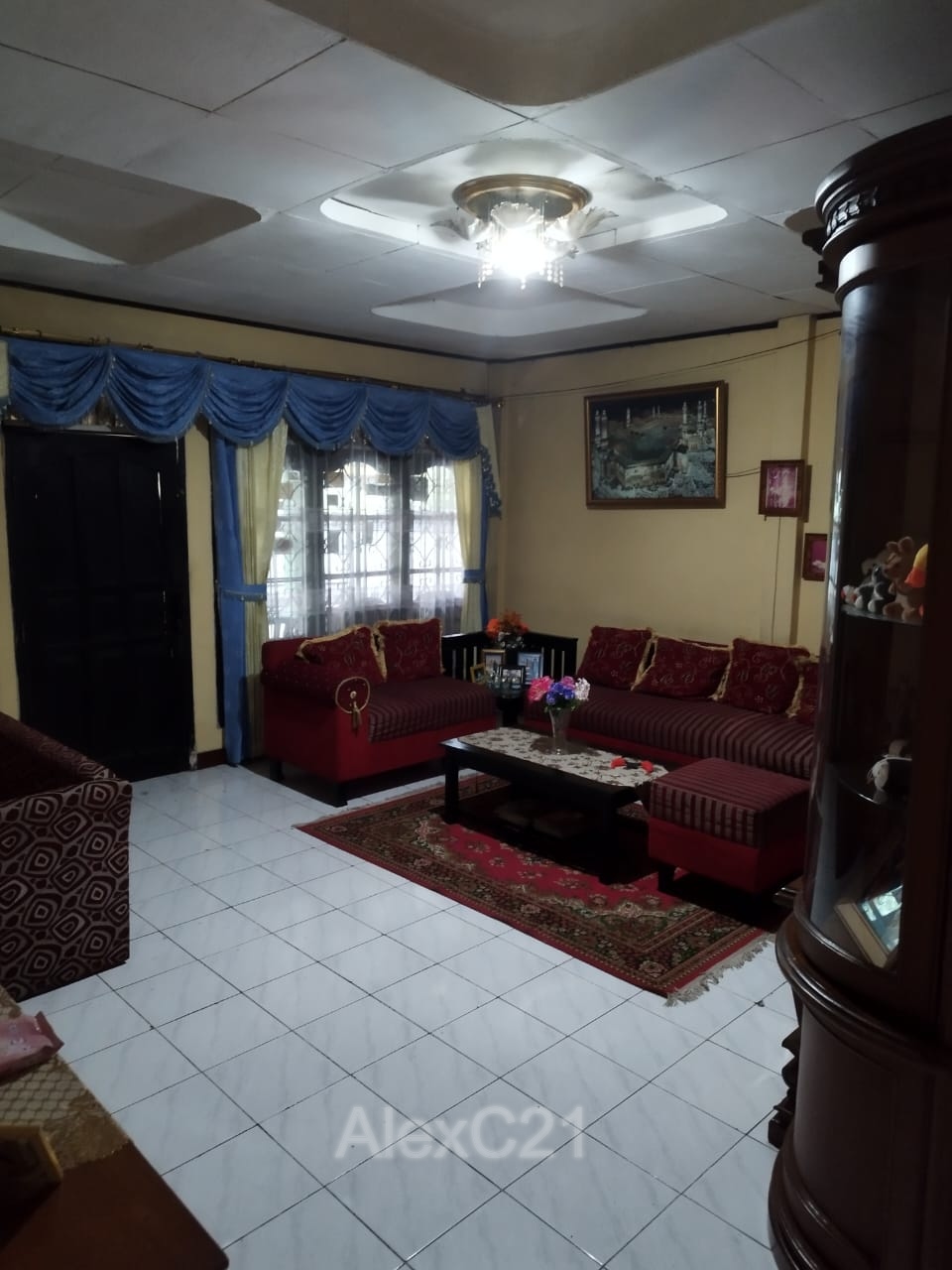 Dijual Rumah 2 Lantai dan Kontrakan 1 Pintu termurah di Ceger