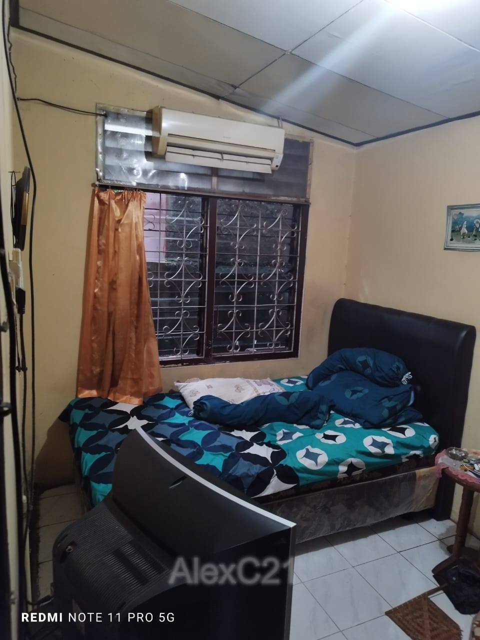 Dijual Rumah 2 Lantai dan Kontrakan 1 Pintu termurah di Ceger