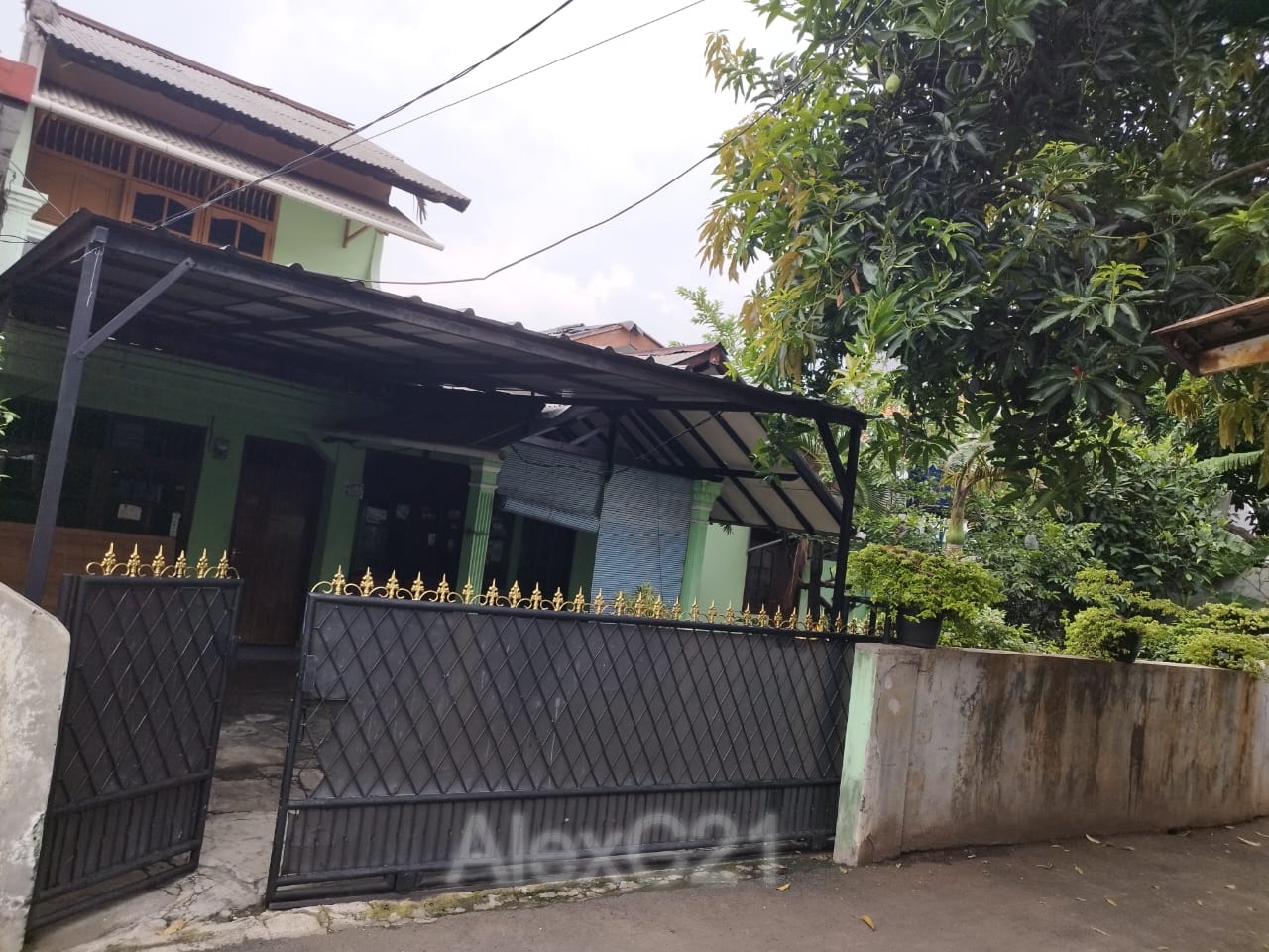 Dijual Rumah 2 Lantai dan Kontrakan 1 Pintu termurah di Ceger