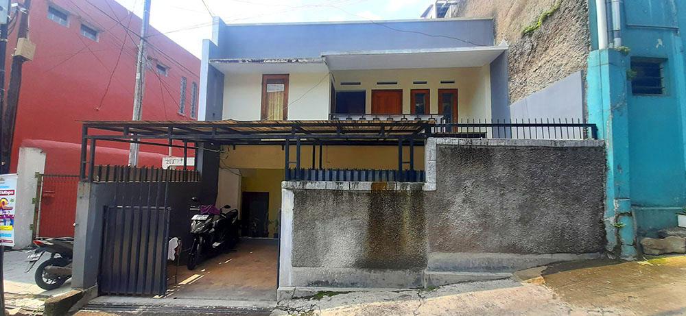 RUMAH DAN KOST-KOSTAN DI CISITU DAGO BANDUNG