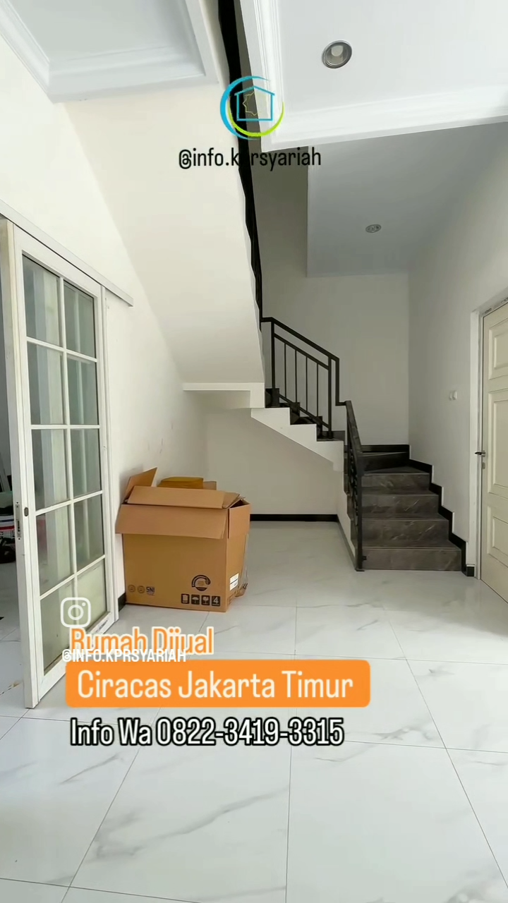 Rumah American Classic di Cluster Ciracas Jakarta Timur