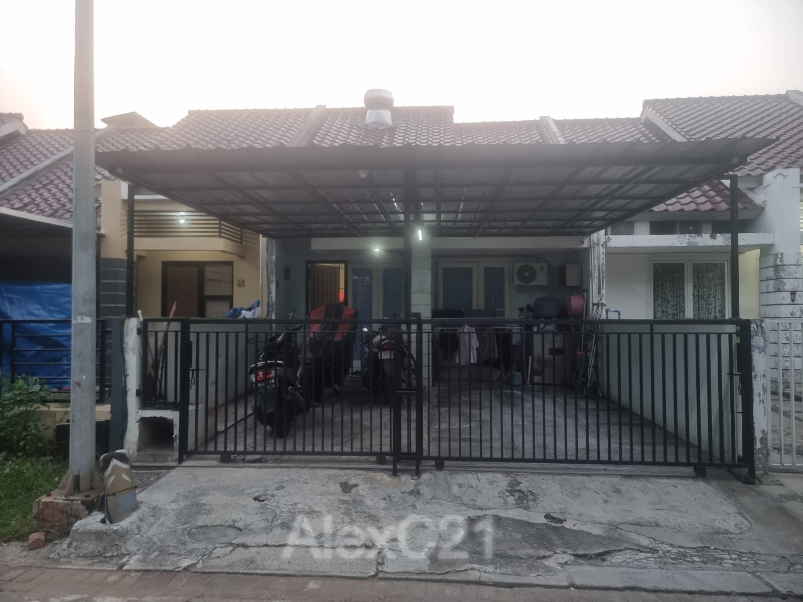 Dijual cepat rumah di  Metland Puri, Petir, Cipondoh, Tangerang