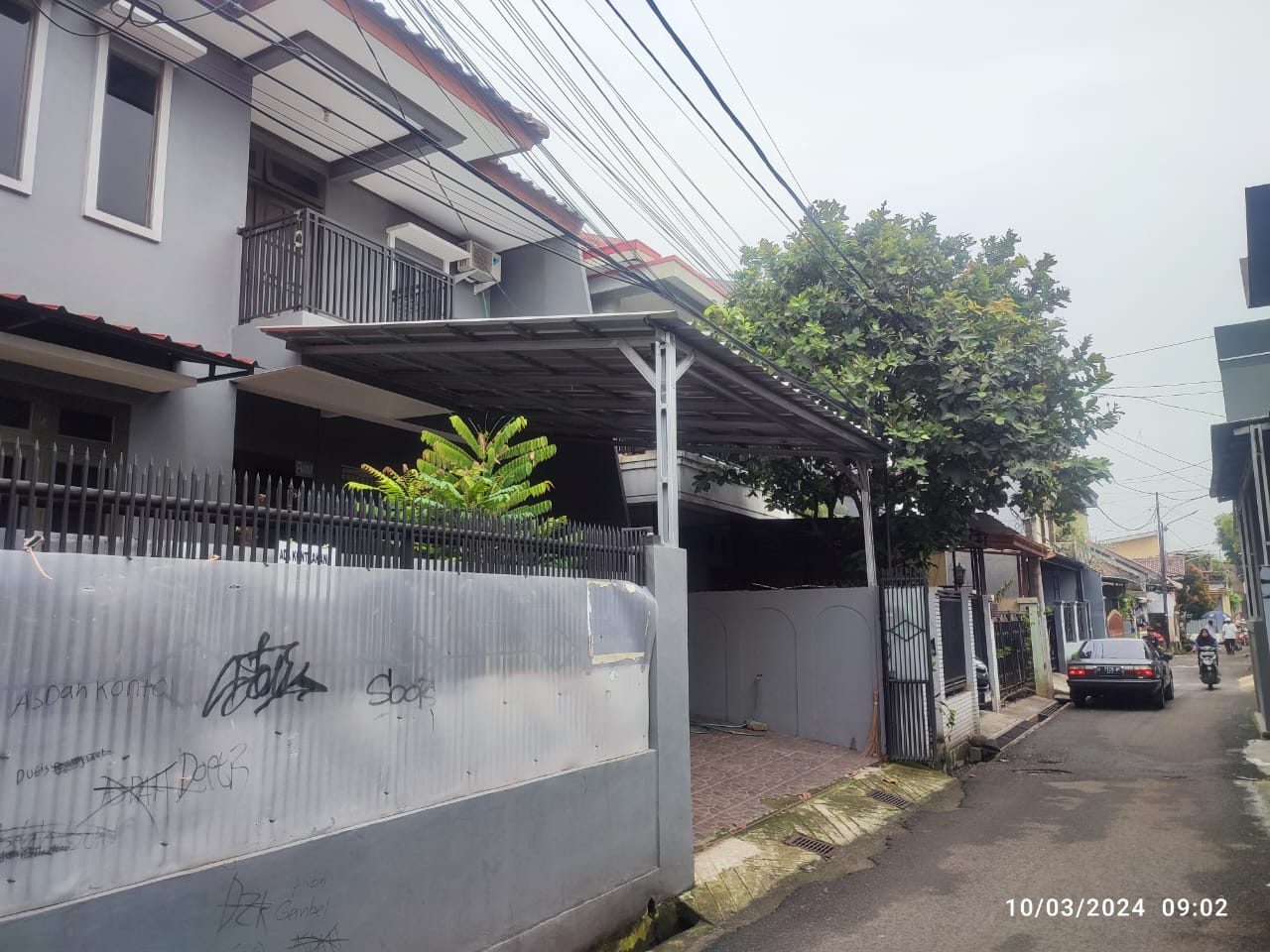 Disewakan rumah 2 lantai di Tanjung Barat, Jagakarsa, Jakarta