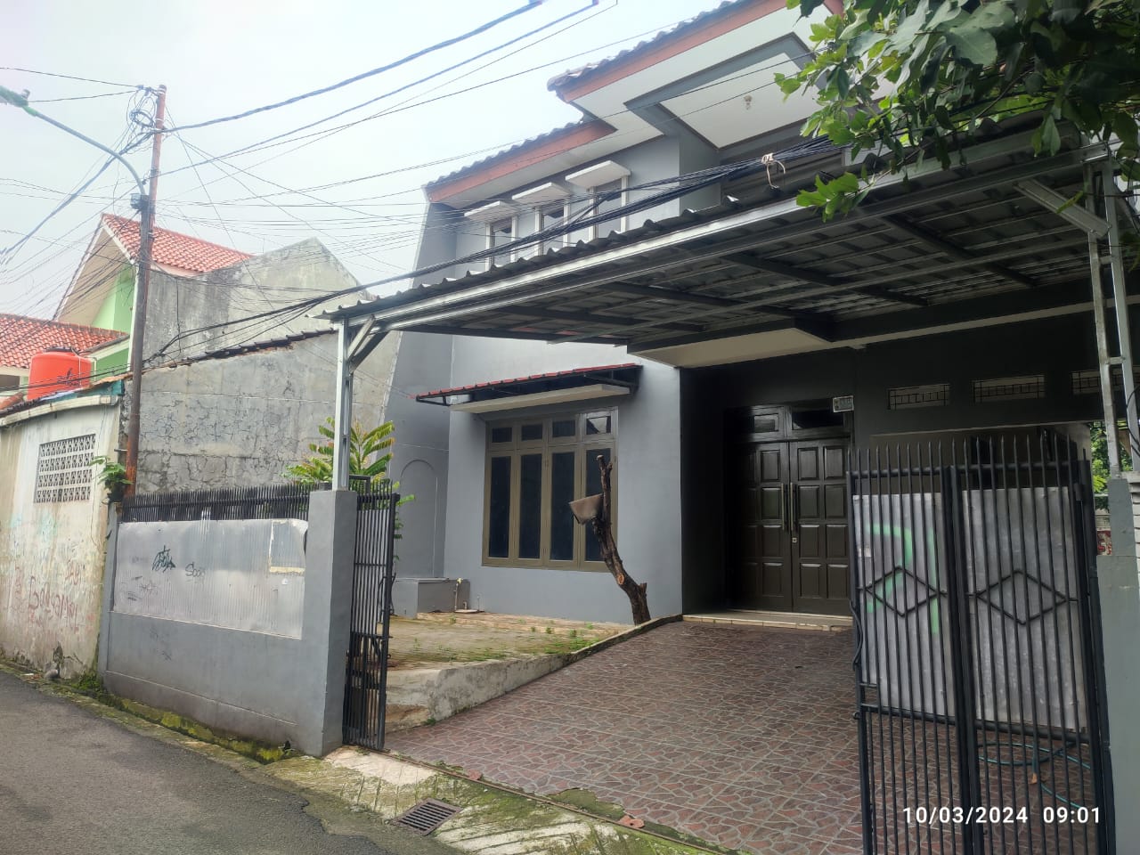 Disewakan rumah 2 lantai di Tanjung Barat, Jagakarsa, Jakarta