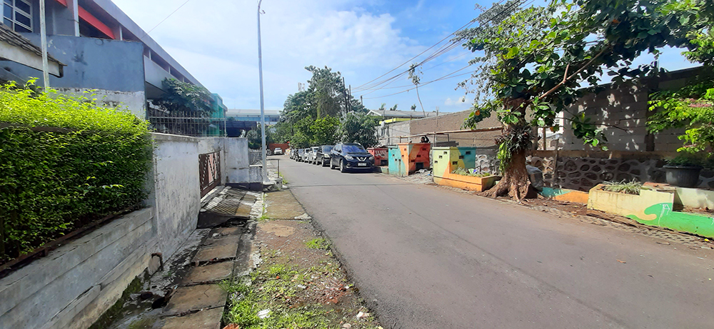 RUMAH GAYA EROPA DI CIKUTRA BARU BANDUNG