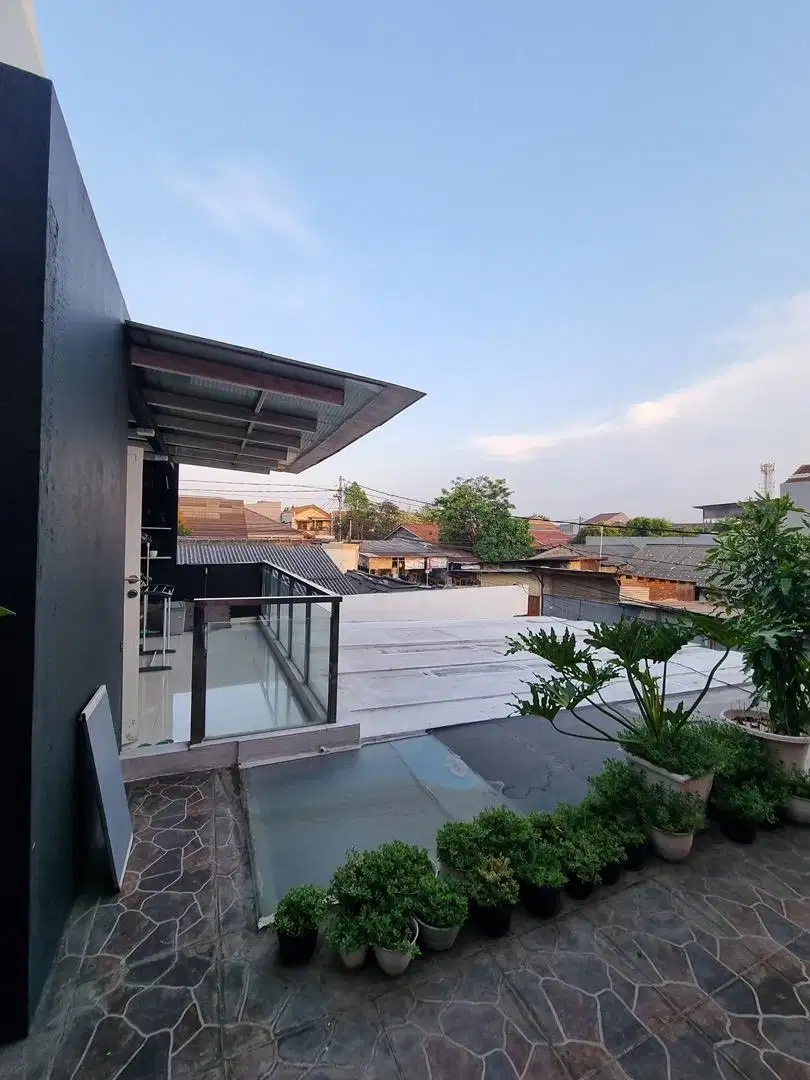 Rumah Full Furnished Area Pondok Bambu, 3 Menit Ke Pasar Pondok