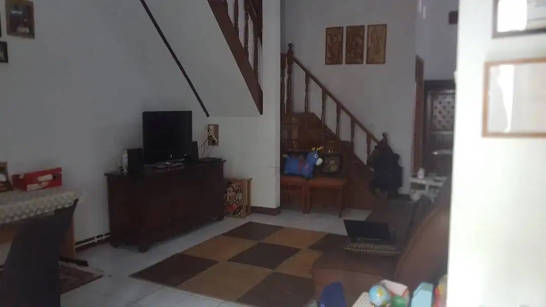 Rumah Akses 1 Mobil di Komplek Depsos, 350 Meter Ke Jalan Depsos