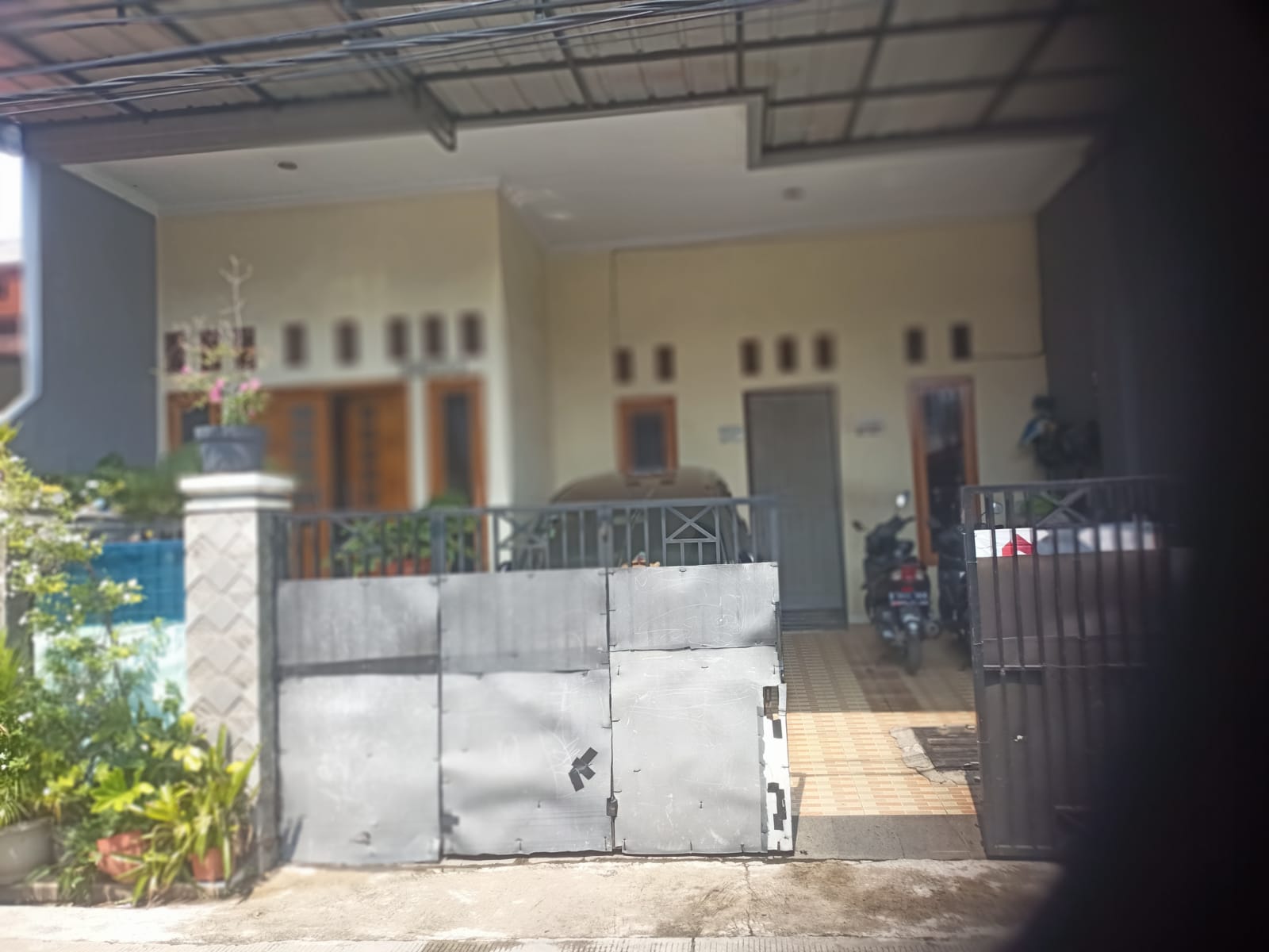 Dijual rumah cantik di komplek elit di Tugu Utara, Koja