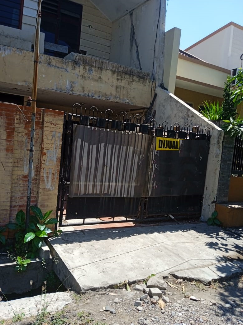 rumah dijual pucang taman surabaya