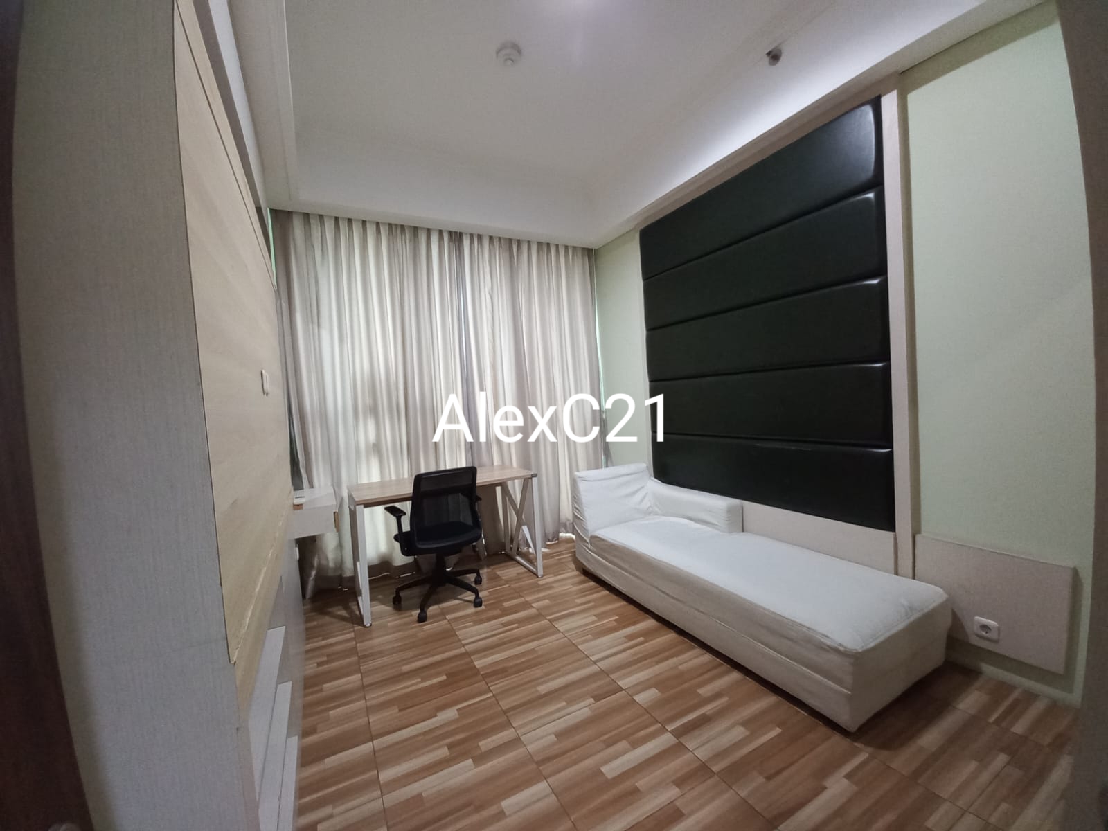 Dijual disewakan Private Lift Apartemen Kemang Village