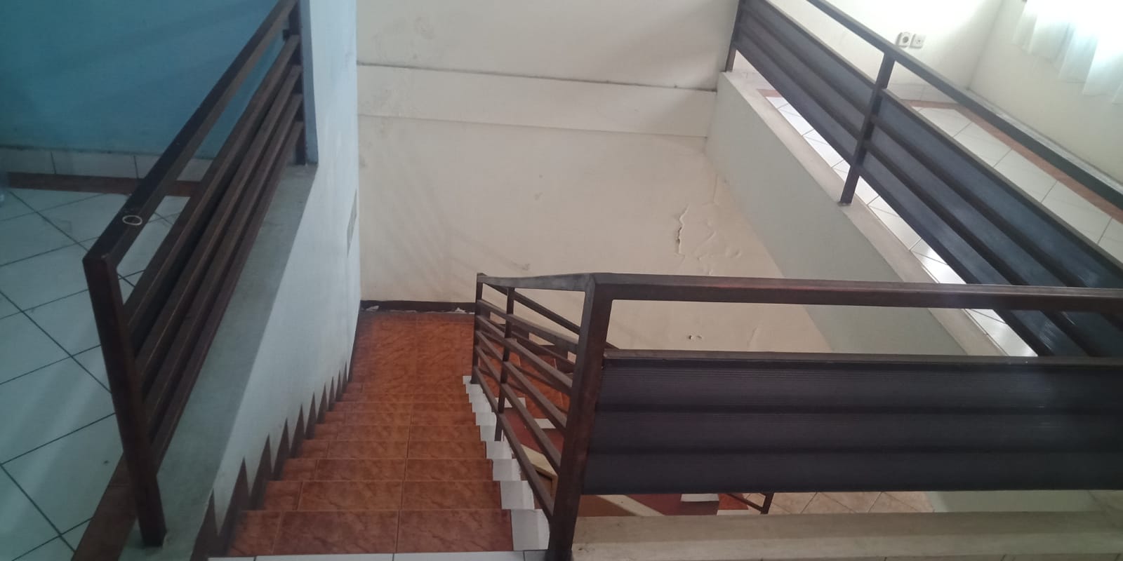 Dijual rumah komplek di Cipayung, Ciputat, Tangerang Selatan