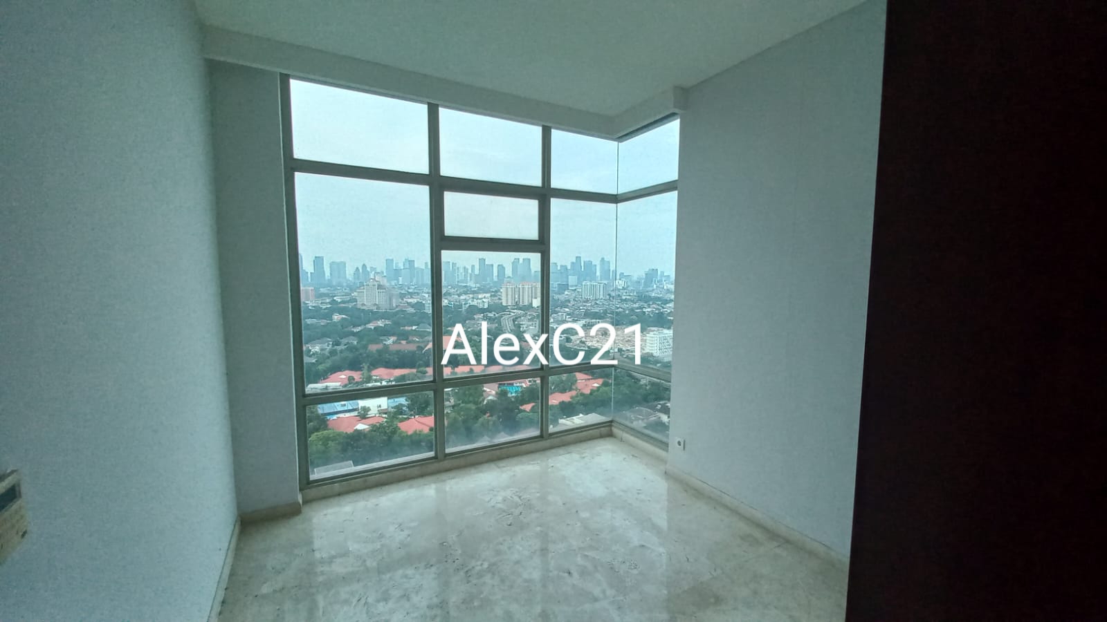 dijual Apartemen Essence Darmawangsa Private Lift 3 Bedrooms