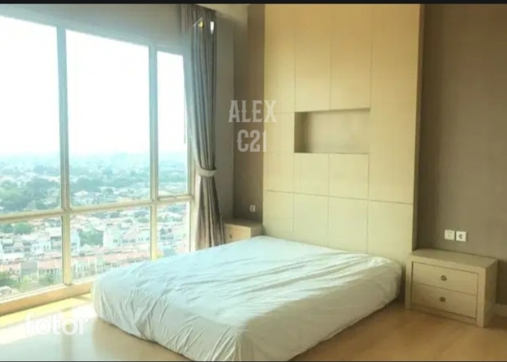 For sell Senayan Residences Apartment 3+1 bedrooms Private lift