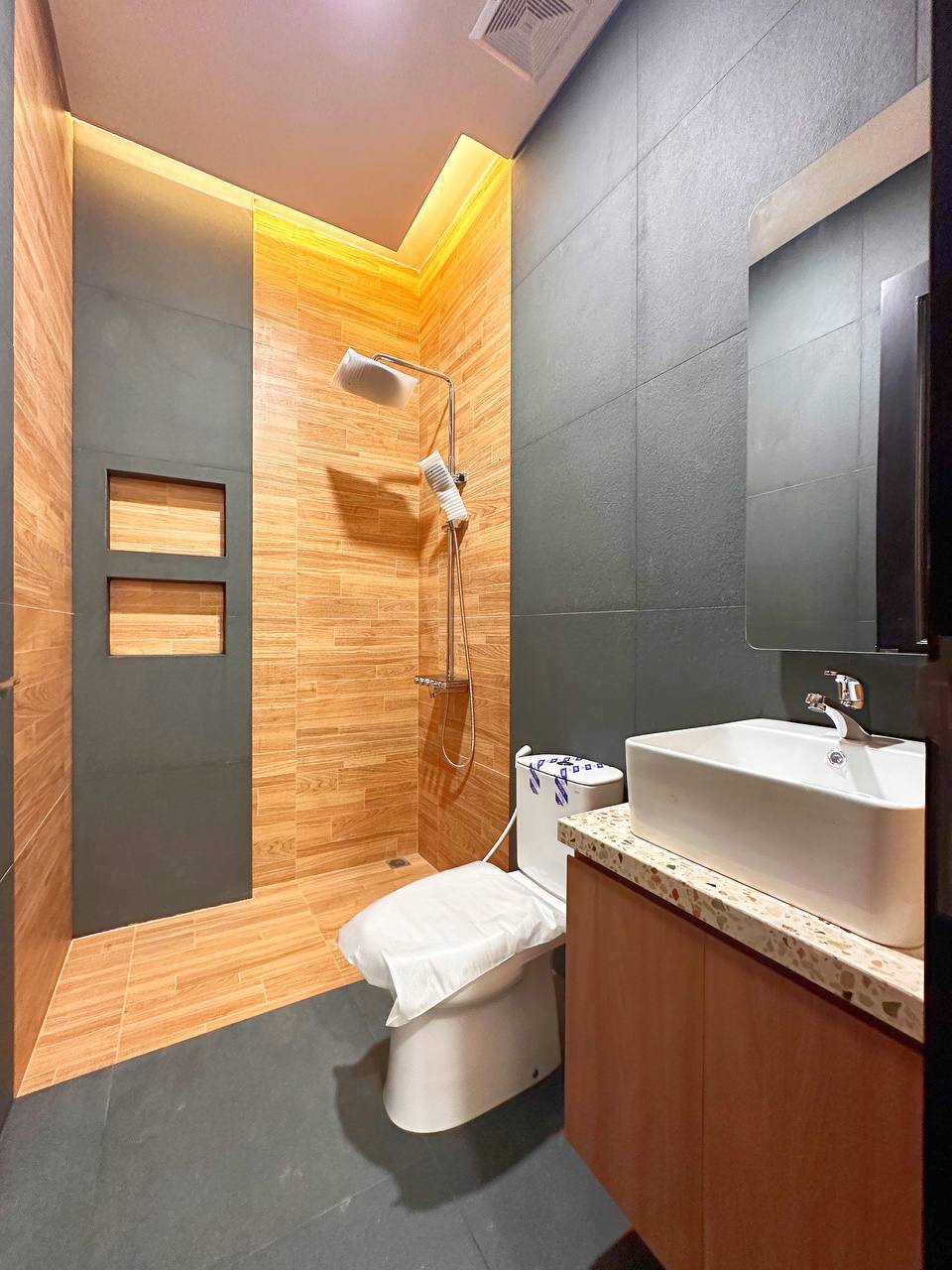 Di jual rumah cantik di ppndok bambu